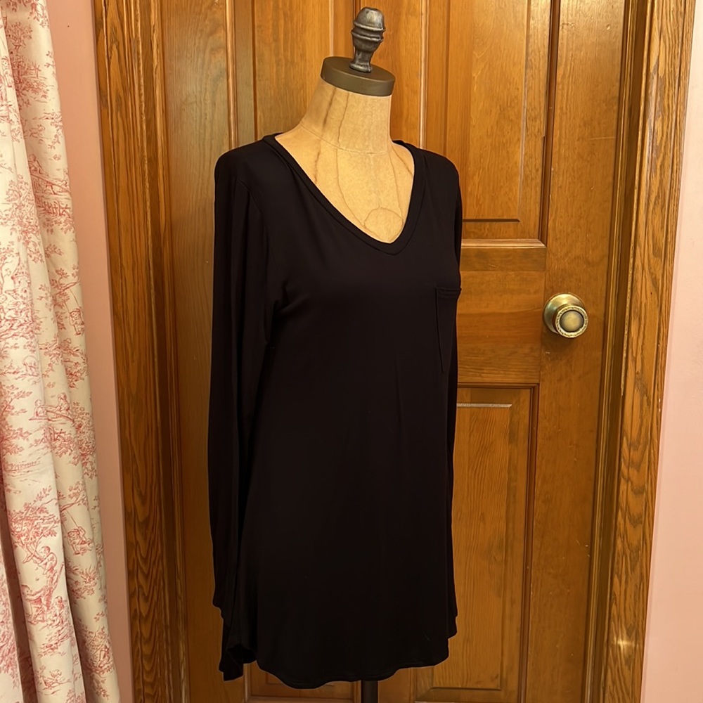 EUC Before You Collection Black long sleeve tunic Size  S